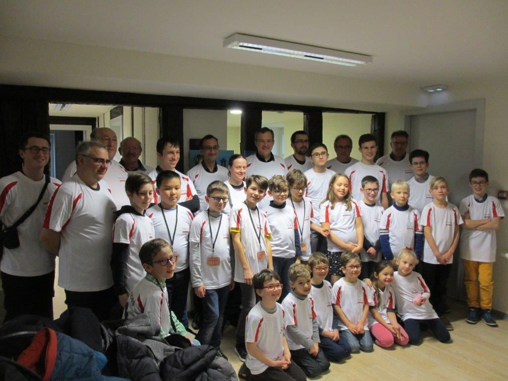 Distribution des maillots et partage de la galette des rois.